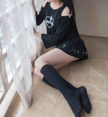 恶魔的牢笼在线观看
