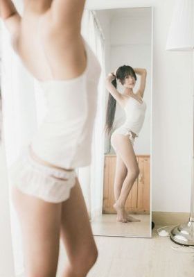 无法忍受的阿姨
