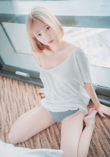被最想拥抱的男人给威胁了