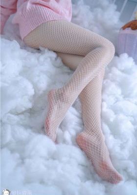年上大佬掌心宠女儿救妈妈短剧