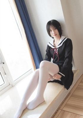 裸体女人与公牛的性行为