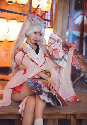 黑衣人