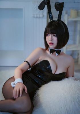 按摩房女大学生